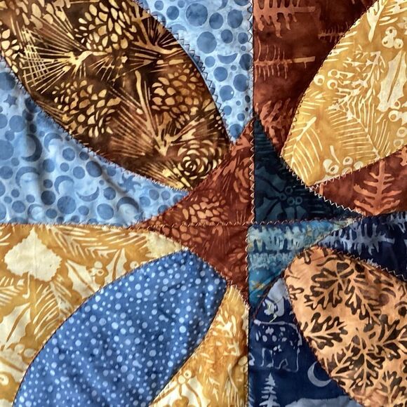 Patchwork Quilt with Blue and Brown Tones - Picture 15 of 16